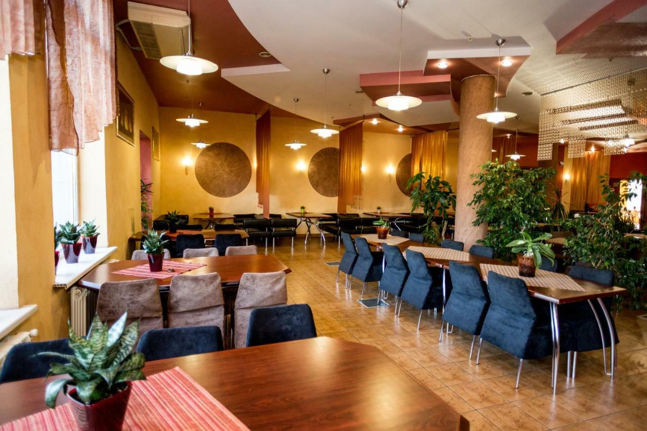Dalos Sarny  Exterior foto