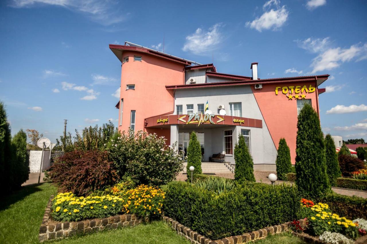 Dalos Sarny  Exterior foto
